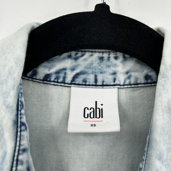 CABI Blue Bardot Acid Wash Boho Embroider Long Sleeve Button Up Chambray Top XS - Picture 7 of 8